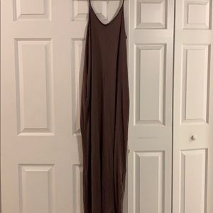 Mauve Maxi Dress with Pockets!